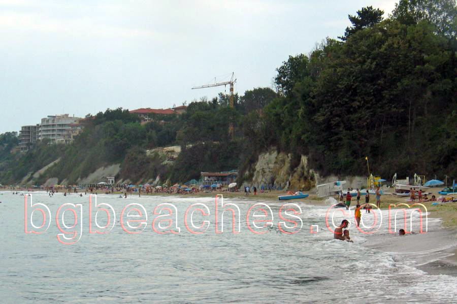 This is another view of the Byala beach proving there is not much to be seen here :)
